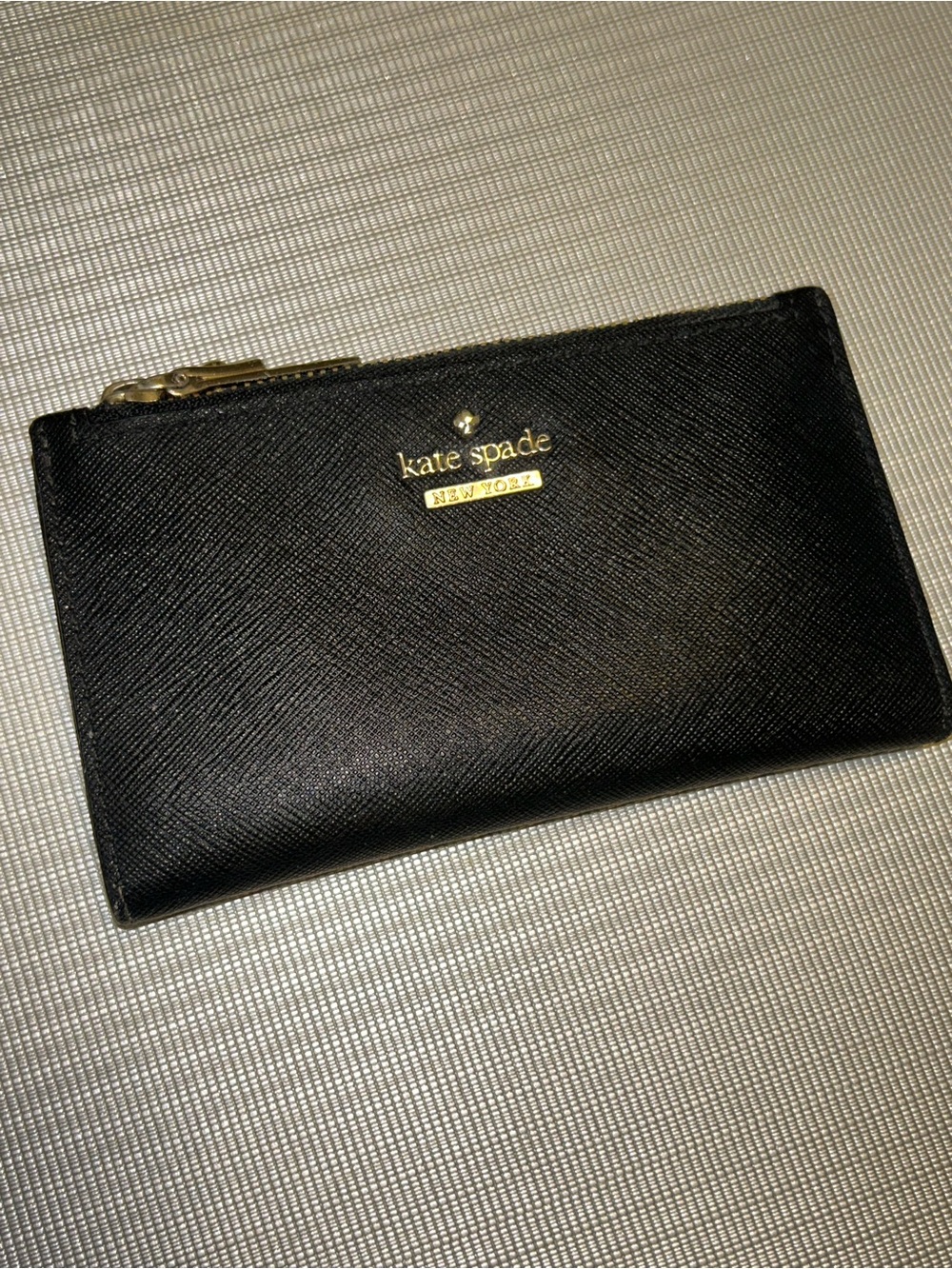 ♠️ Kate Spade snap closure wallet